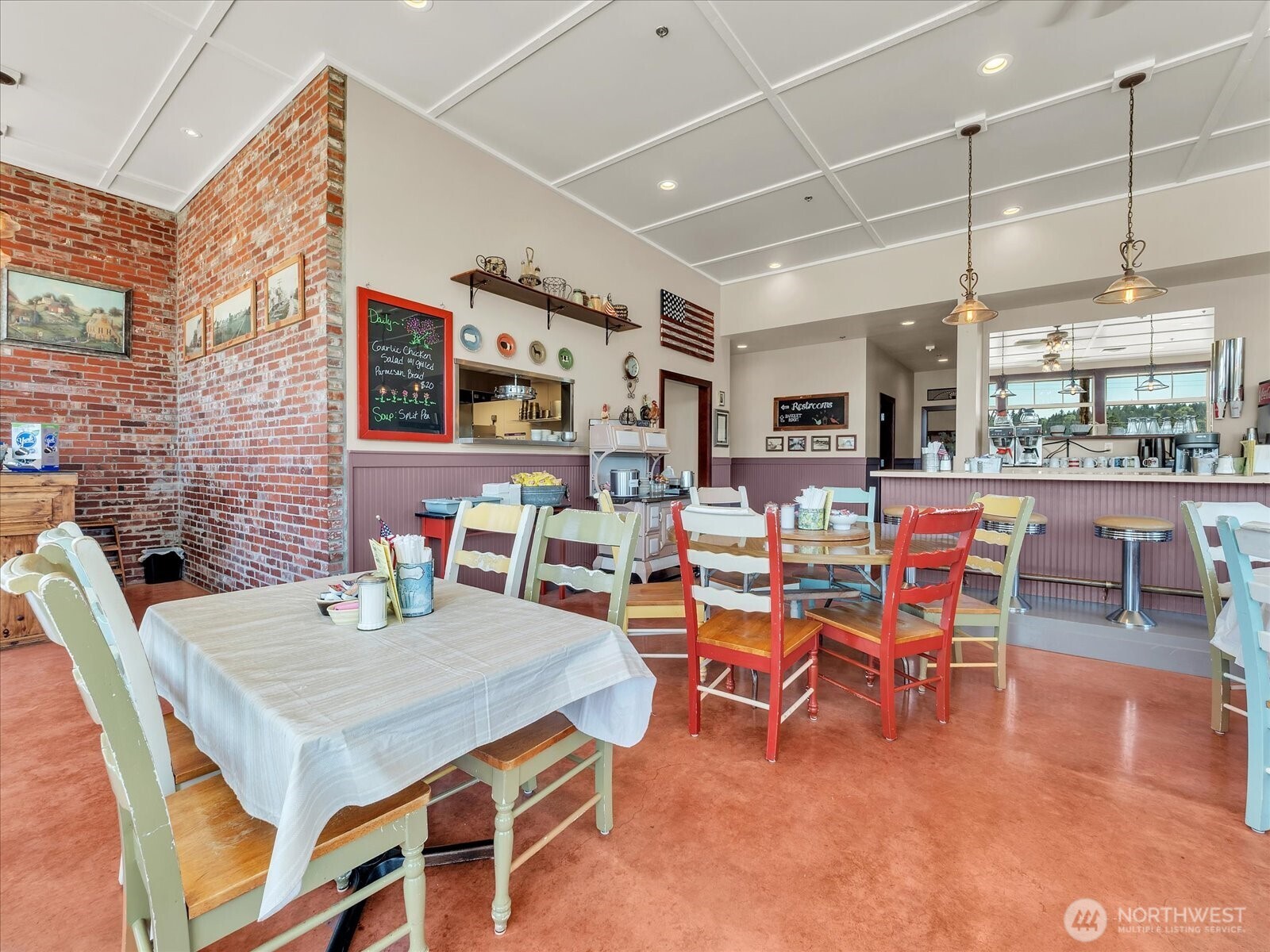 1421 Pioneer Highway , Silvana, WA 98287-4009