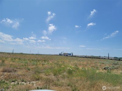 0 Parcel # 060583000 NNA LaBarre Avenue S, Warden, WA 98857 - Photo 1