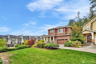 1705 NE Falls Dr , Issaquah, WA 98029-7822 - Photo 1