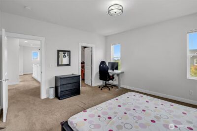 1705 NE Falls Dr , Issaquah, WA 98029-7822 - Photo 25