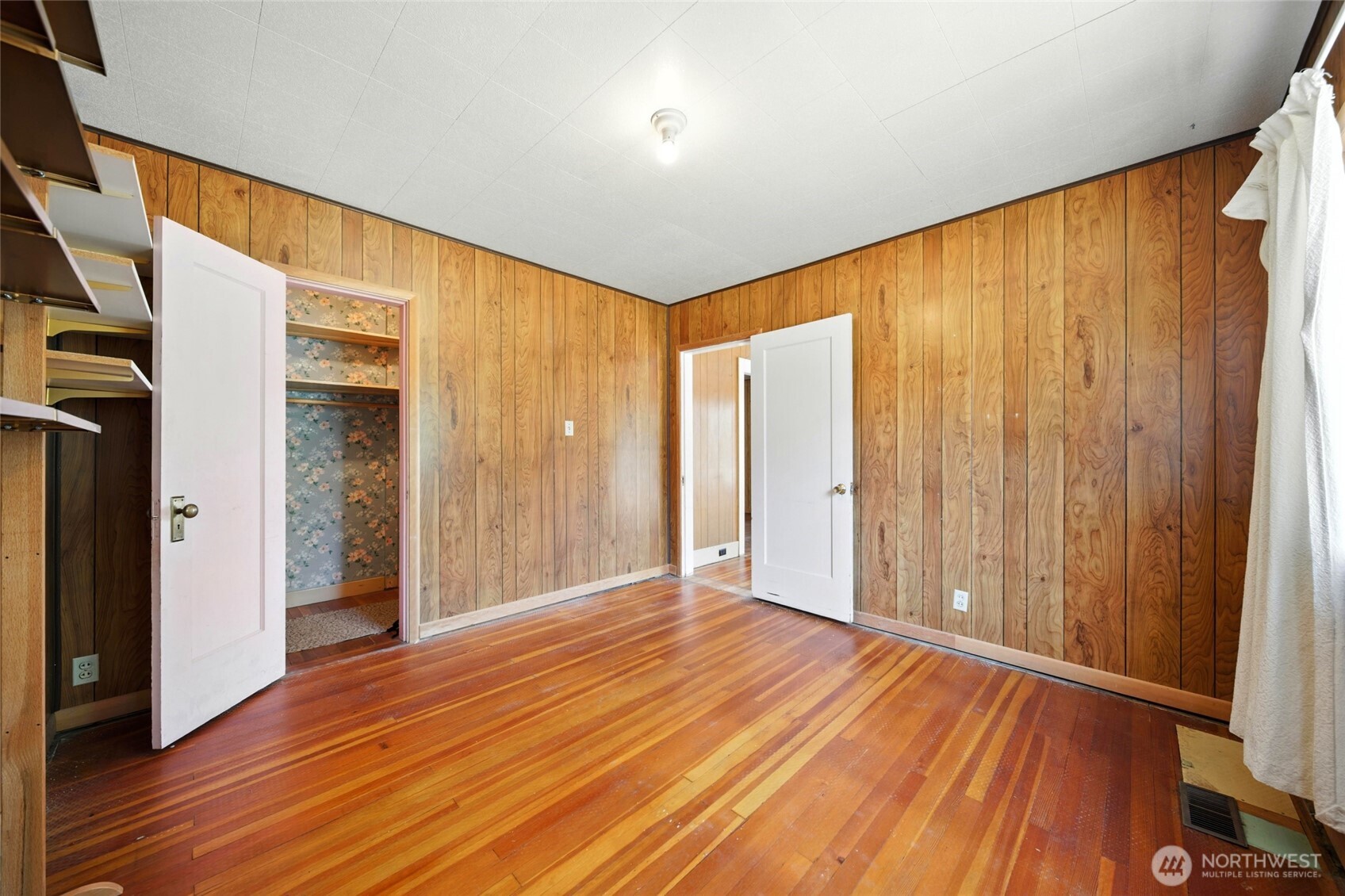 644 S Main Street , Milton-Freewater, OR 97862