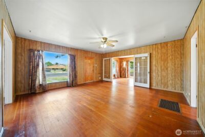 644 S Main Street , Milton-Freewater, OR 97862 - Photo 2