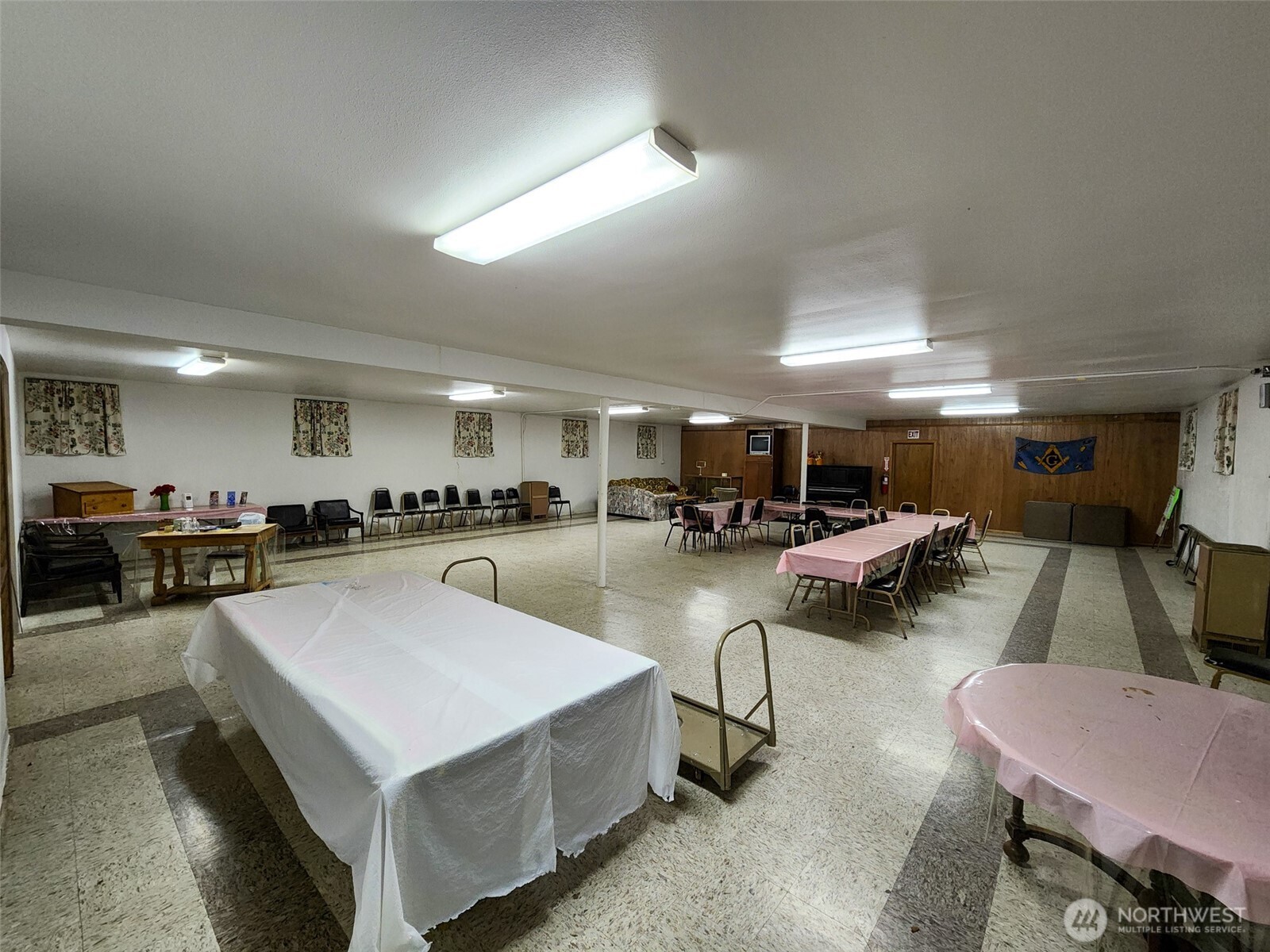 210 SW 2nd Avenue , Milton-Freewater, OR 97862