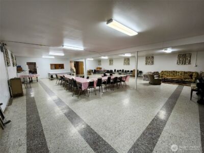 210 SW 2nd Avenue , Milton-Freewater, OR 97862 - Photo 4