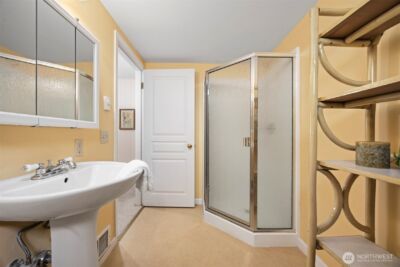 302 S Forest Street , Bellingham, WA 98225 - Photo 29