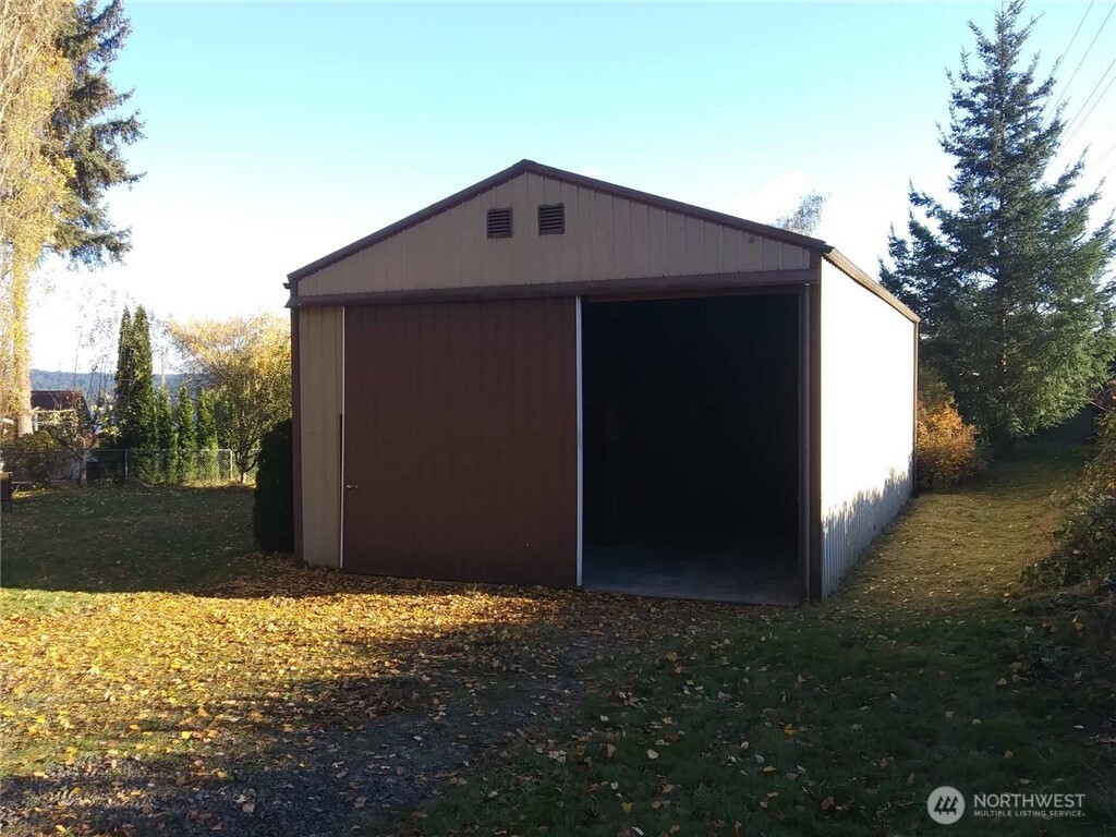 17360 Viking Way NW, Poulsbo, WA 98370-8299