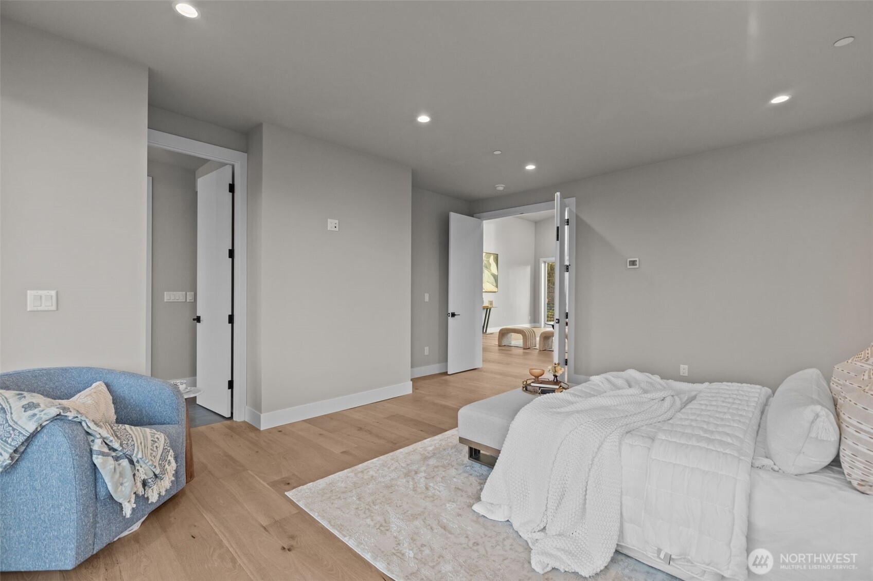 904 N 33rd Place , Renton, WA 98056