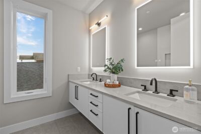 904 N 33rd Place , Renton, WA 98056 - Photo 28