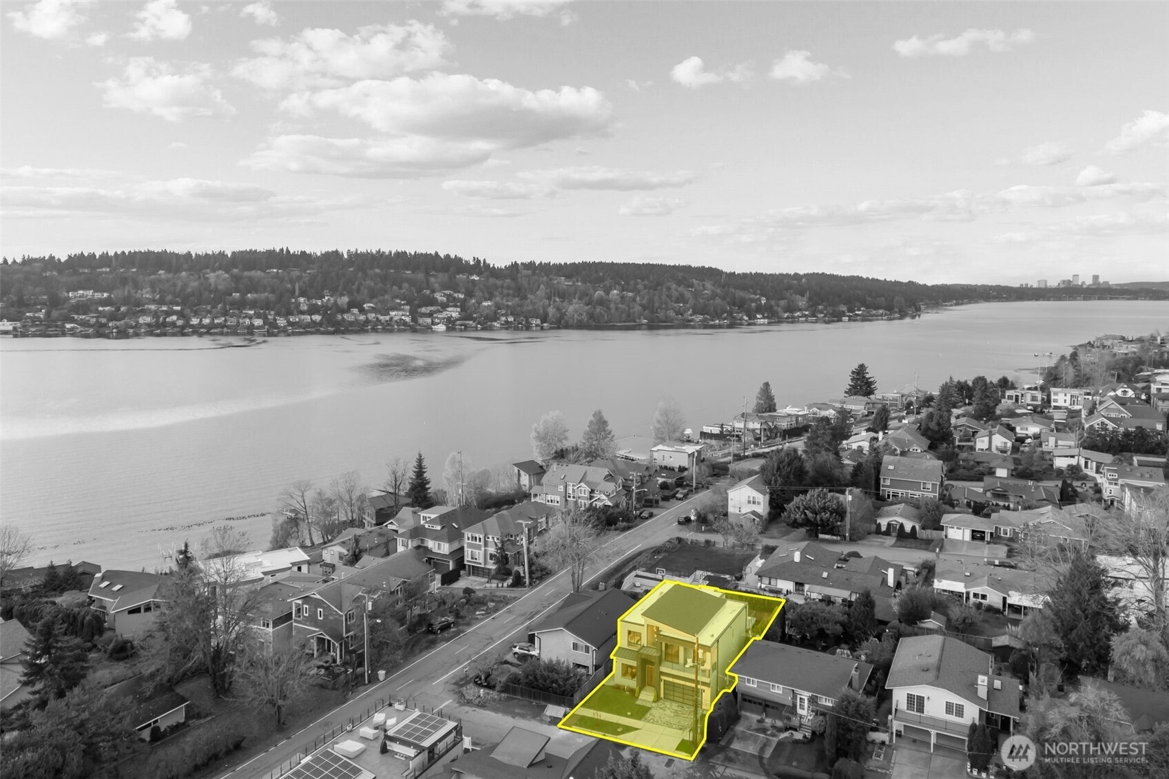 904 N 33rd Place , Renton, WA 98056