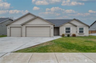 805 S Hamilton Road , Moses Lake, WA 98837 - Photo 3