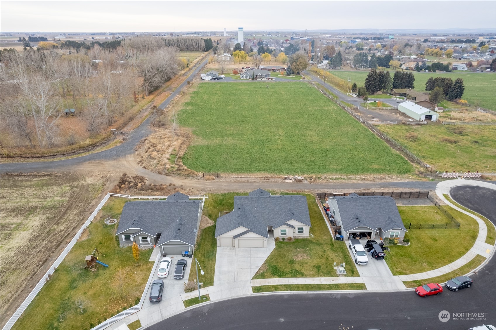 805 S Hamilton Road , Moses Lake, WA 98837