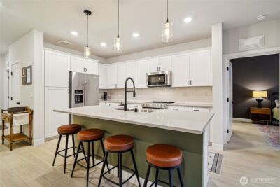 14598 Westminster Way N #107, Shoreline, WA 98133 - Photo 2