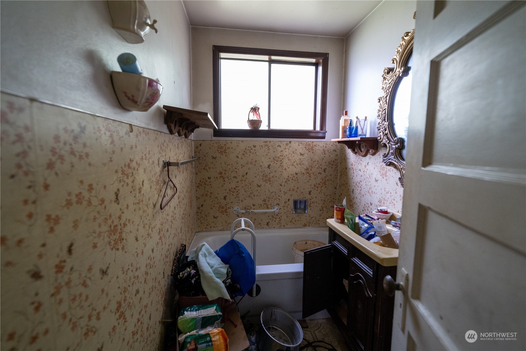 2207 W Edgewood Drive , Port Angeles, WA 98363