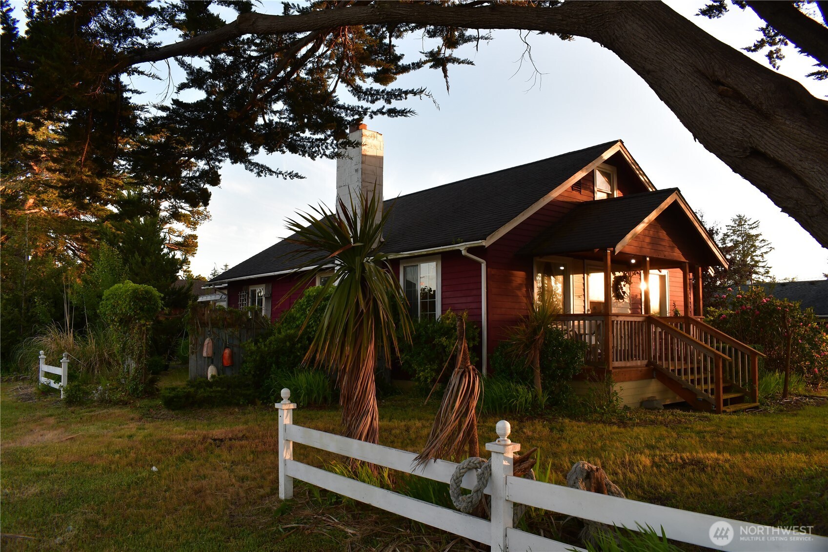 203 W Ocean Ave , Westport, WA 98595