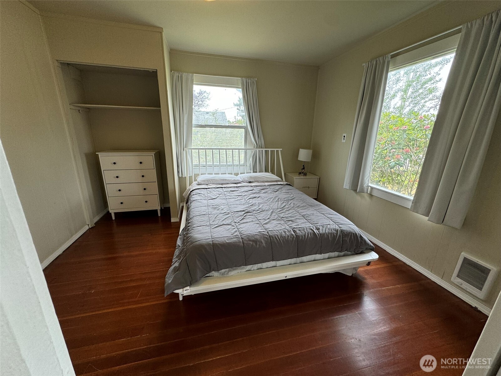 203 W Ocean Ave , Westport, WA 98595