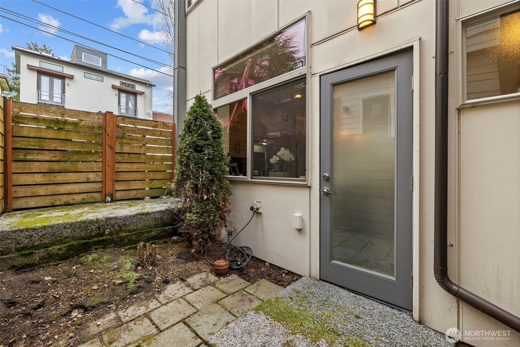 1816 14th Avenue #A, Seattle, WA 98122