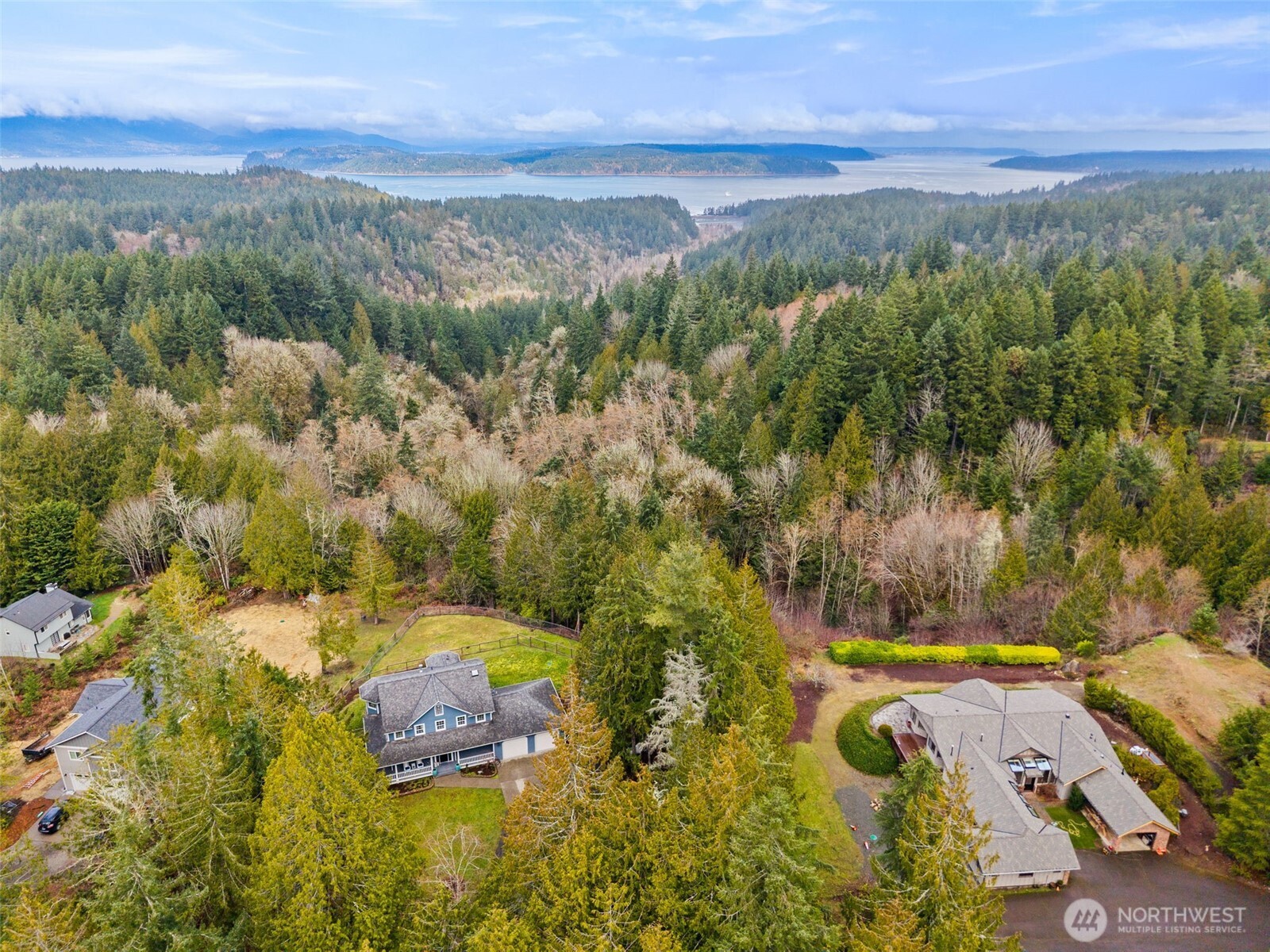 9916 NW Dishman Road , Bremerton, WA 98312