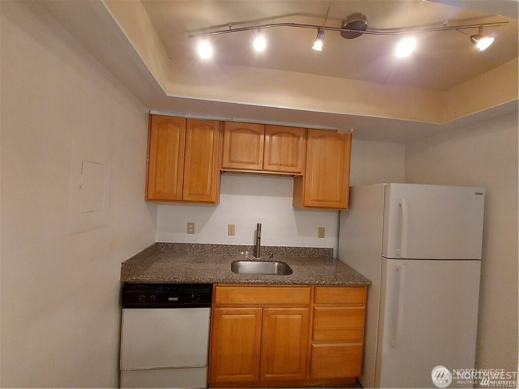 14665 NE 34th Street #B22, Bellevue, WA 98007