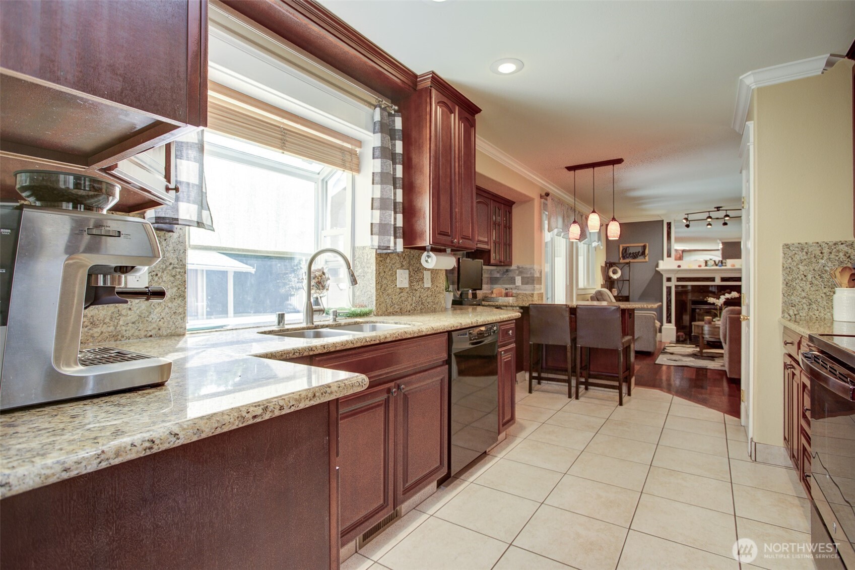 420 143rd Place SW, Lynnwood, WA 98087