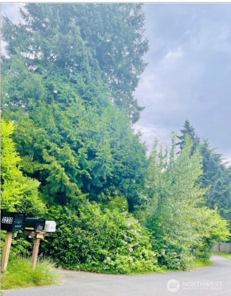 21031 33rd Place W, Lynnwood, WA 98036