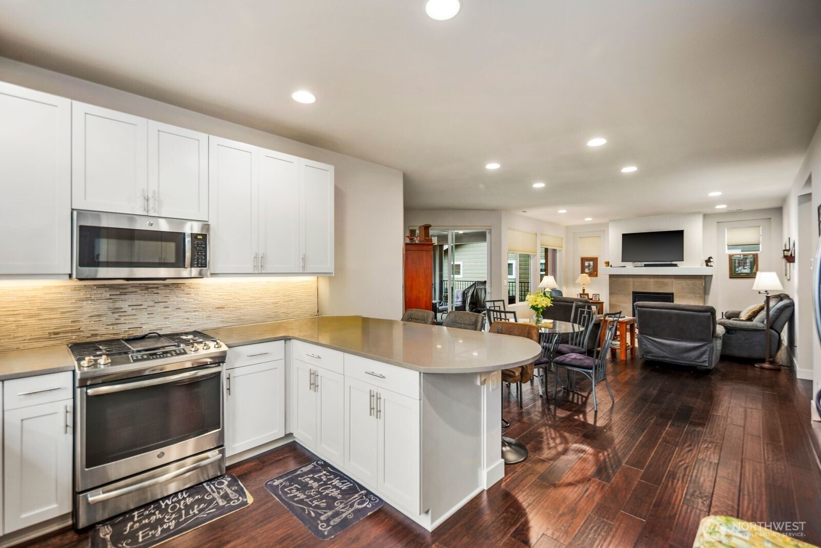 8602 Vashon Drive NE, Lacey, WA 98516-1380