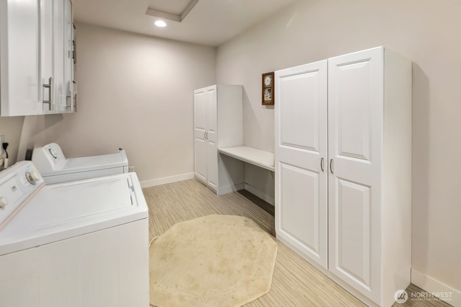 8602 Vashon Drive NE, Lacey, WA 98516-1380