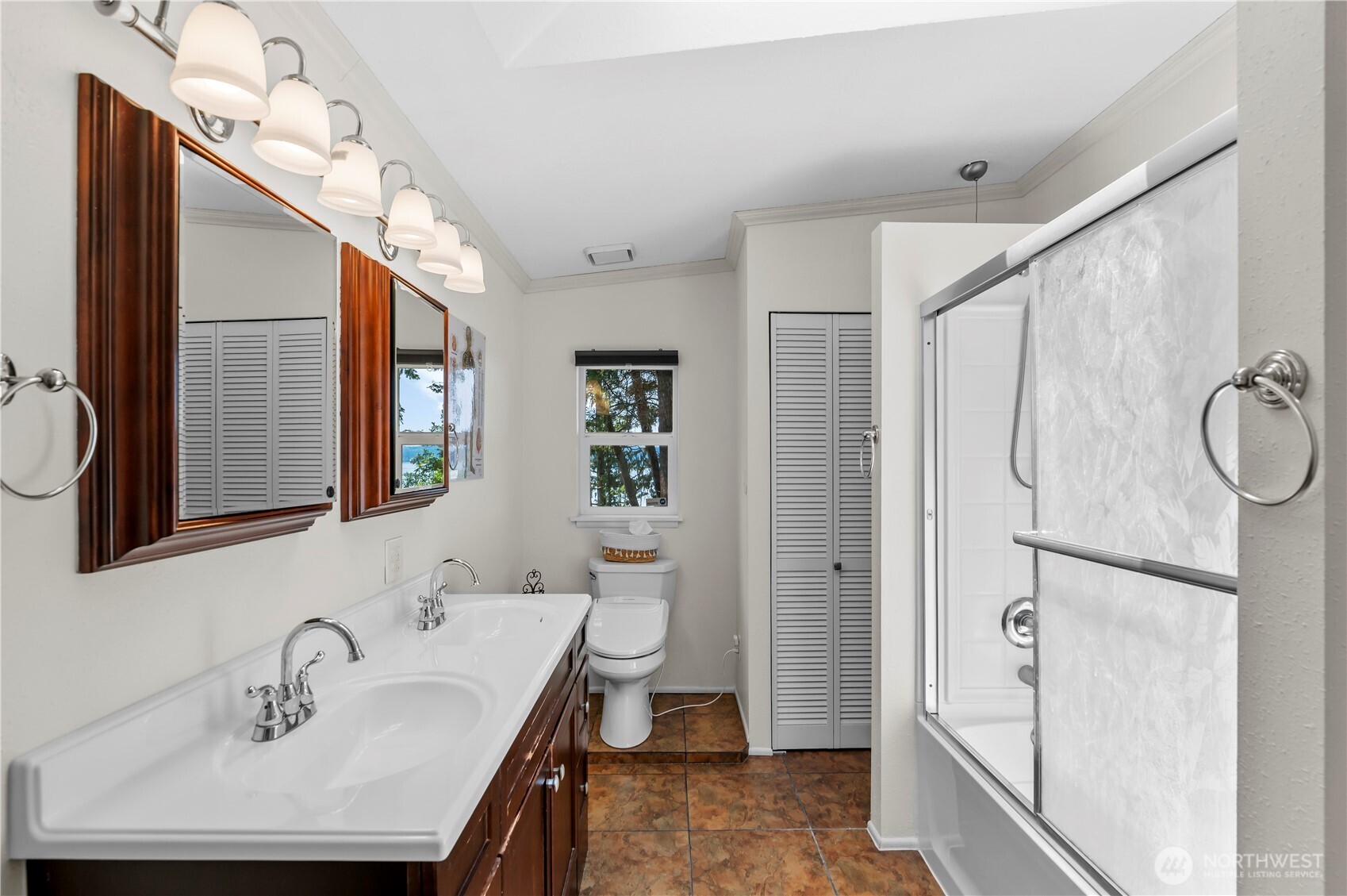 7816 47th Avenue NW, Tulalip, WA 98271