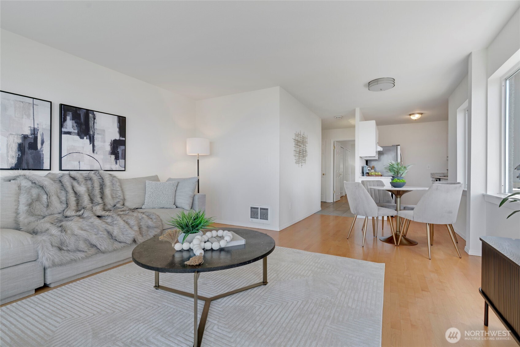 1156 Alki Avenue SW #105, Seattle, WA 98116