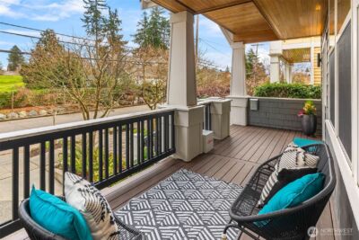 7527 45th Avenue NE, Seattle, WA 98115 - Photo 2