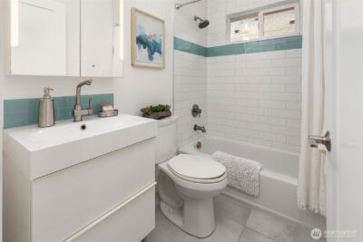 7527 45th Avenue NE, Seattle, WA 98115 - Photo 24