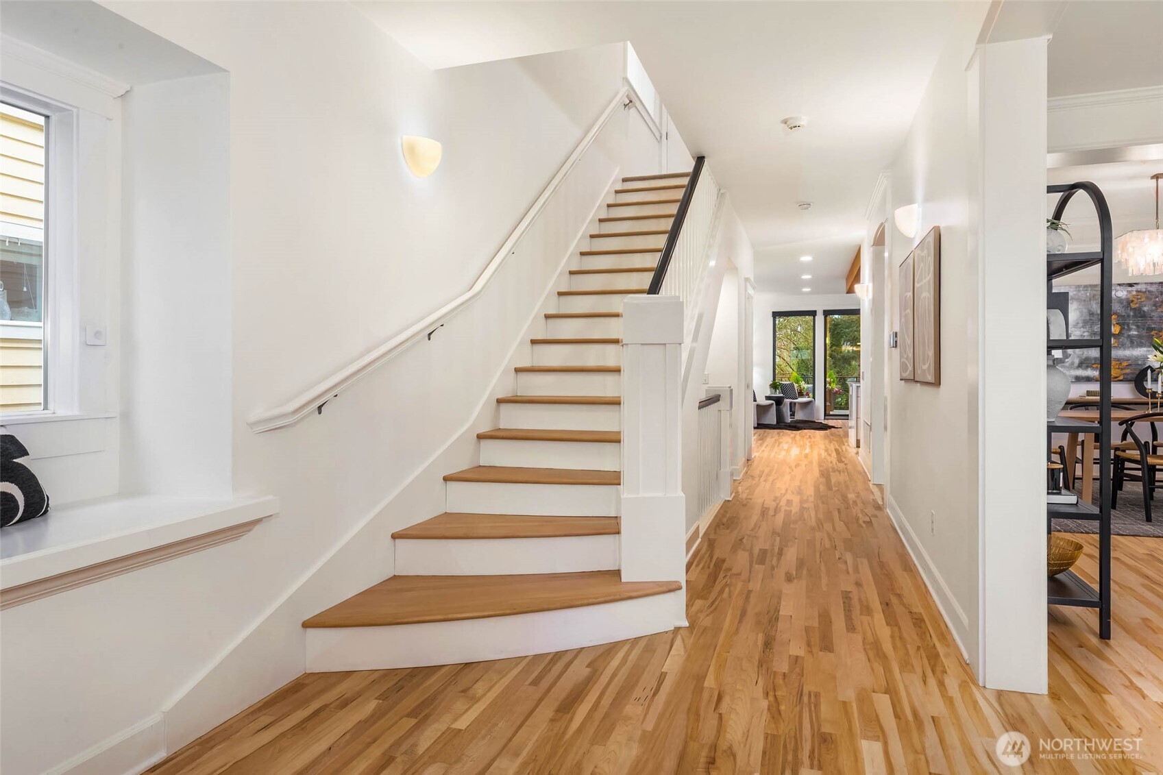 7527 45th Avenue NE, Seattle, WA 98115