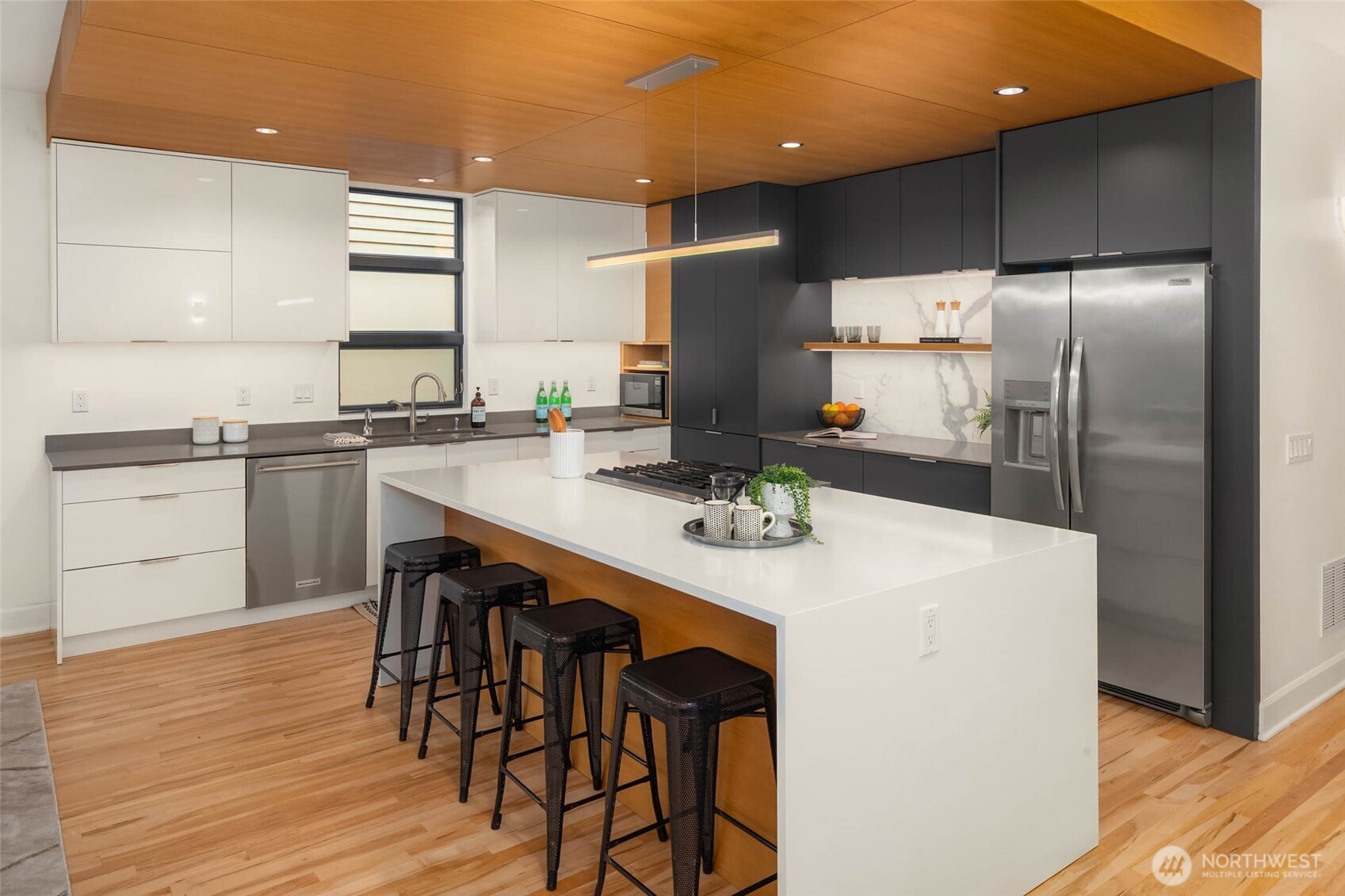 7527 45th Avenue NE, Seattle, WA 98115