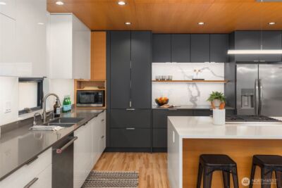 7527 45th Avenue NE, Seattle, WA 98115 - Photo 8