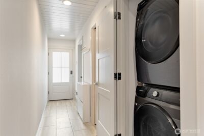 5030 Sand Point Place NE #B, Seattle, WA 98105 - Photo 23