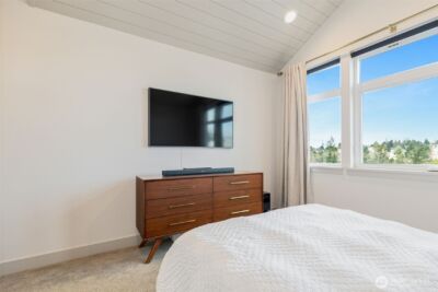 5030 Sand Point Place NE #B, Seattle, WA 98105 - Photo 24