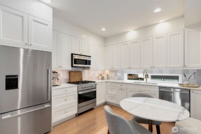 5030 Sand Point Place NE #B, Seattle, WA 98105 - Photo 5