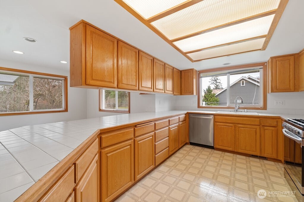 13822 Meridian Street , Lake Stevens, WA 98258