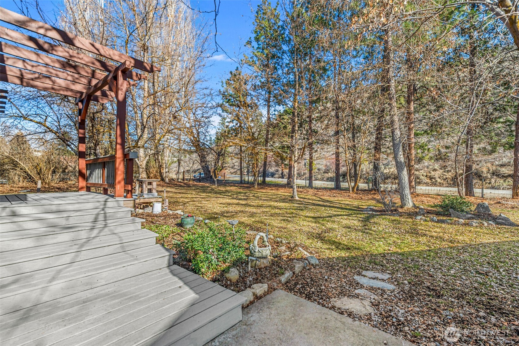 75 Purtteman Gulch Road , Chelan, WA 98816