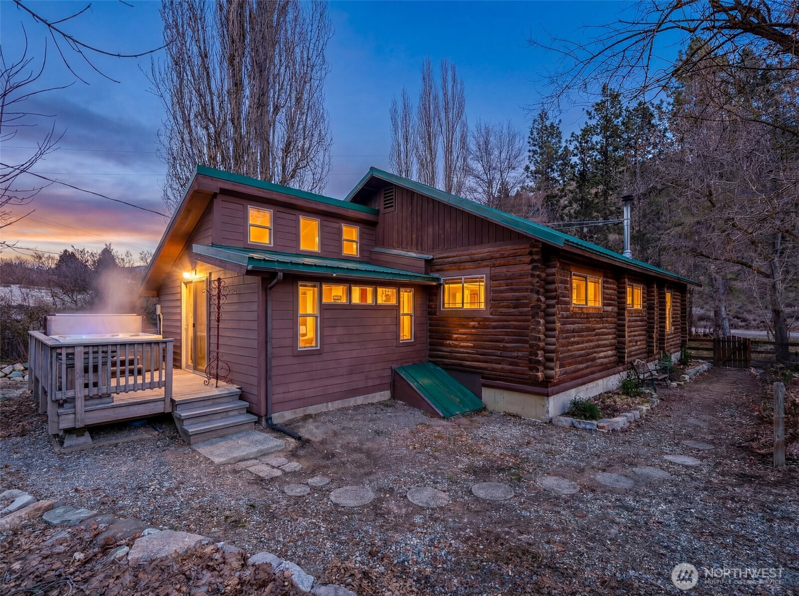 75 Purtteman Gulch Road , Chelan, WA 98816