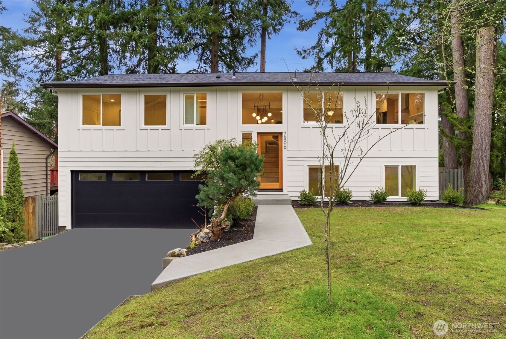 7506 135th Place NE, Redmond, WA 98052