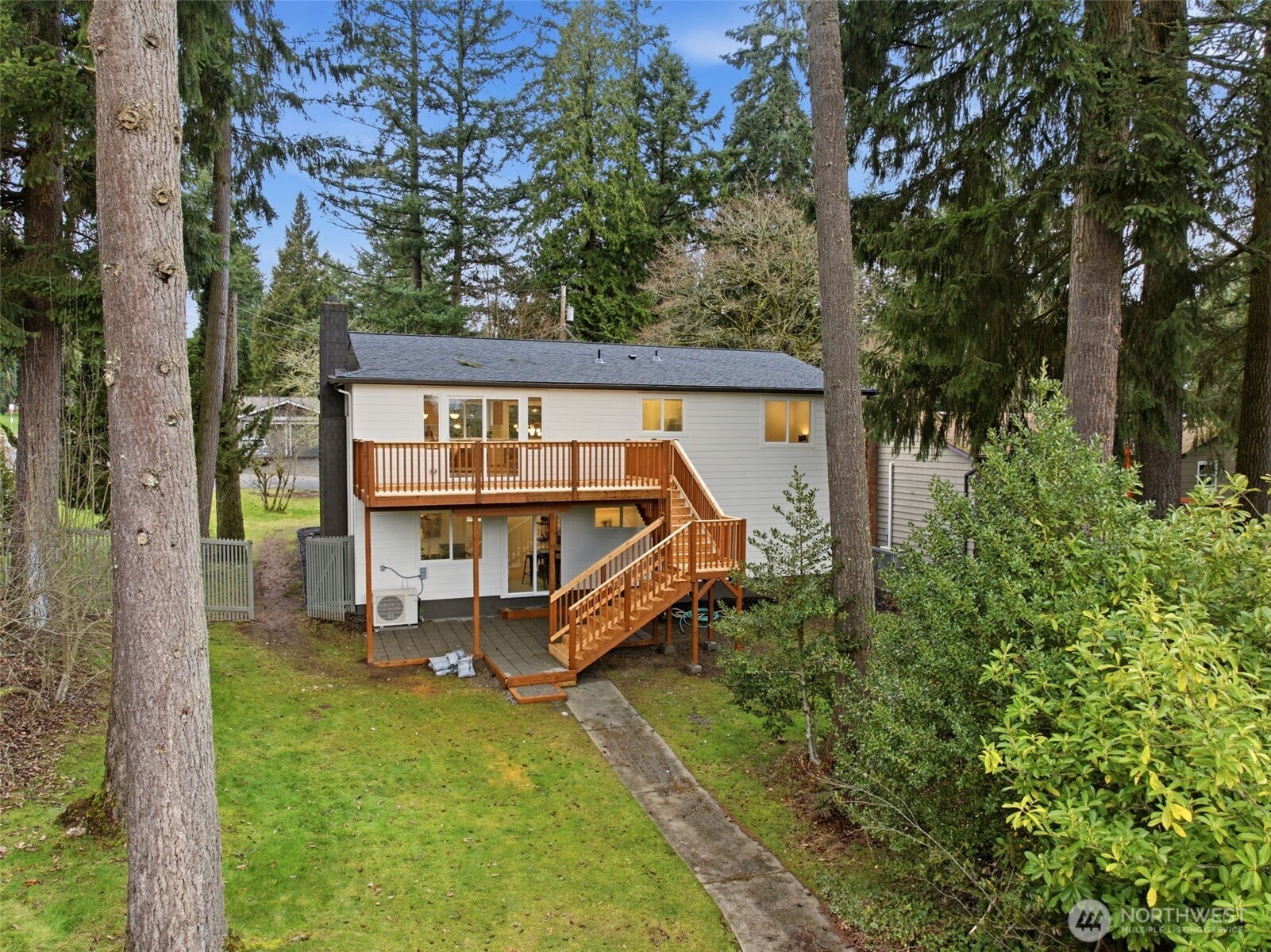 7506 135th Place NE, Redmond, WA 98052
