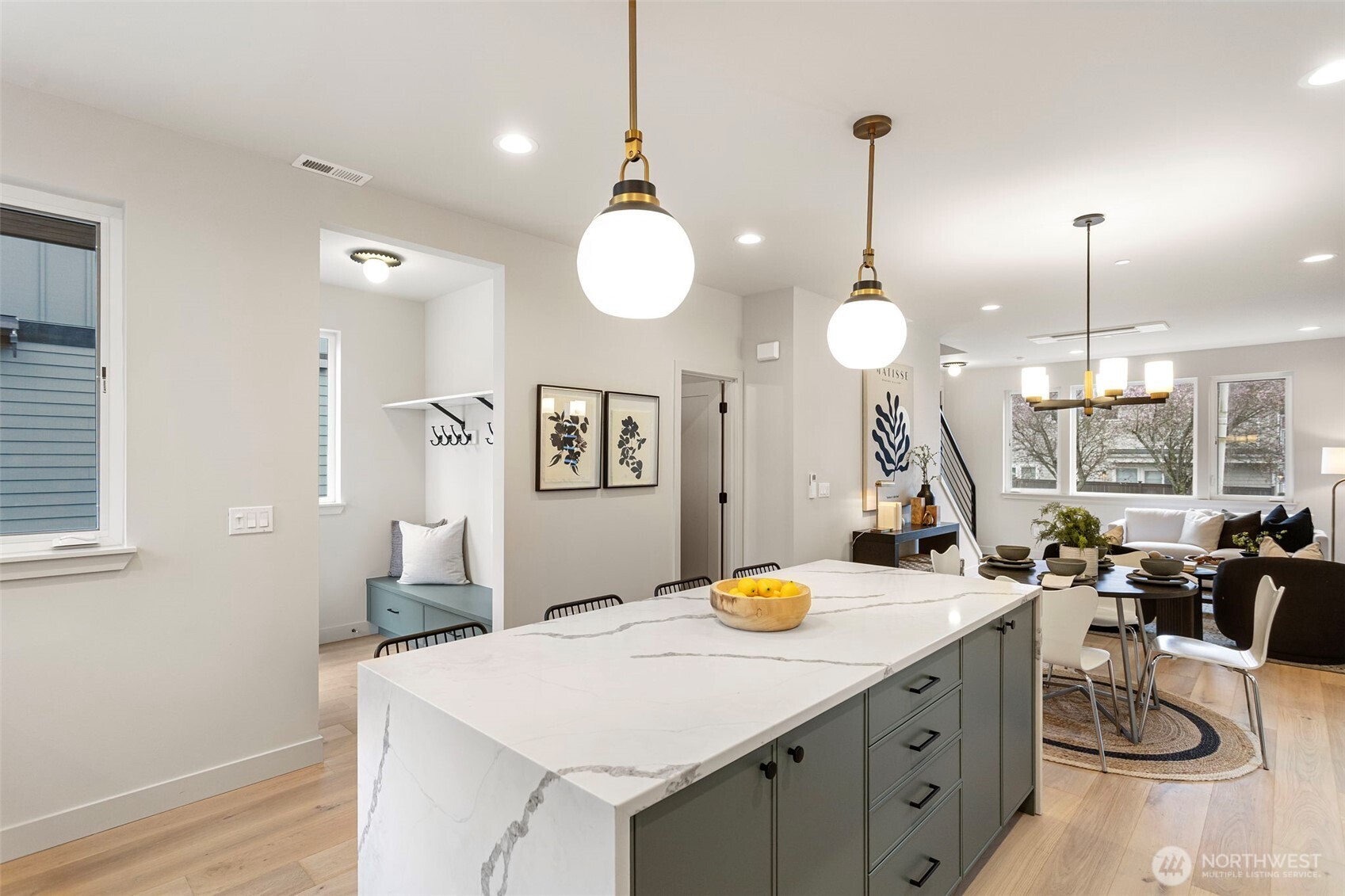 8108 126th Avenue NE #B, Kirkland, WA 98033