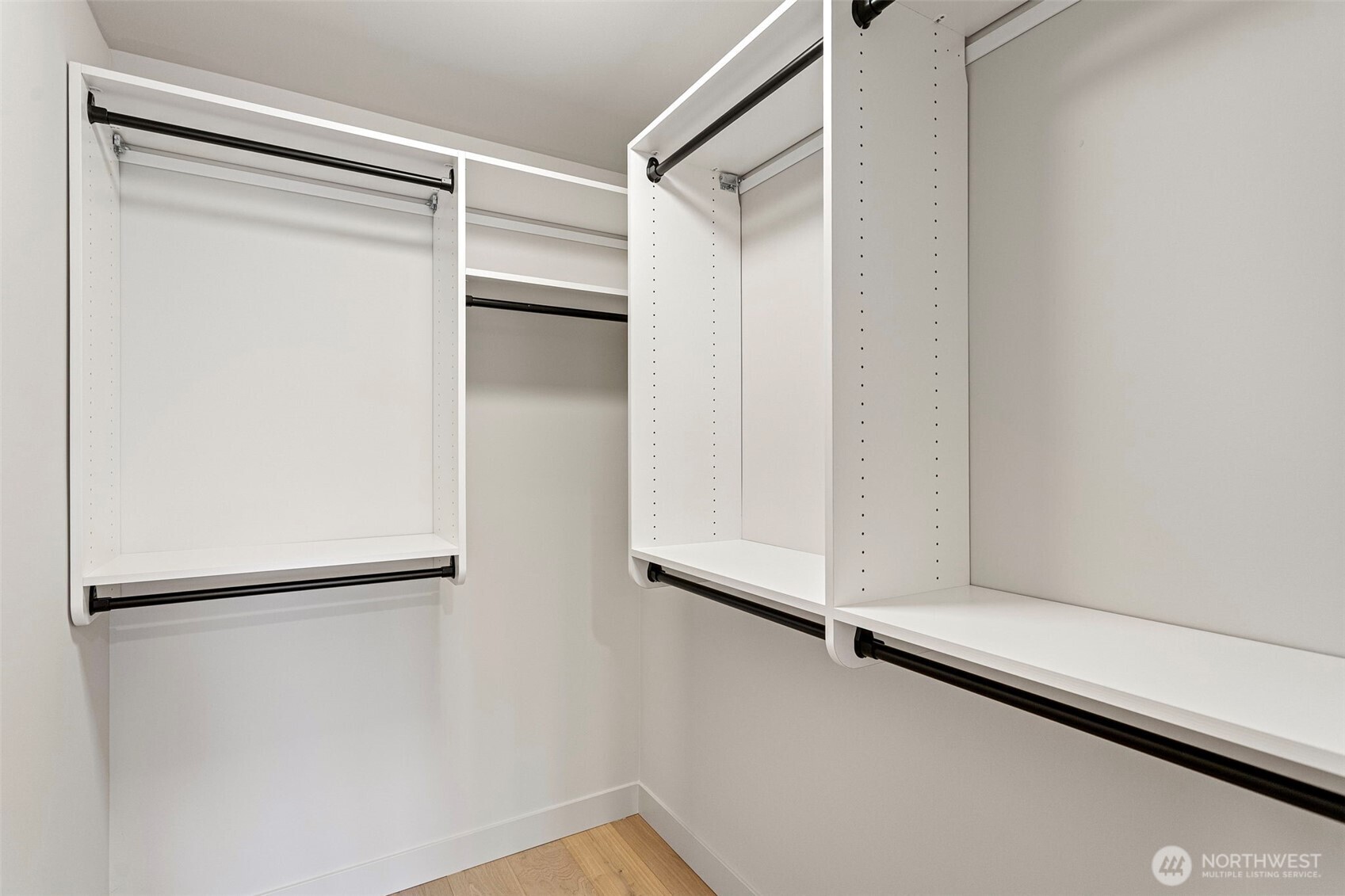 8108 126th Avenue NE #B, Kirkland, WA 98033