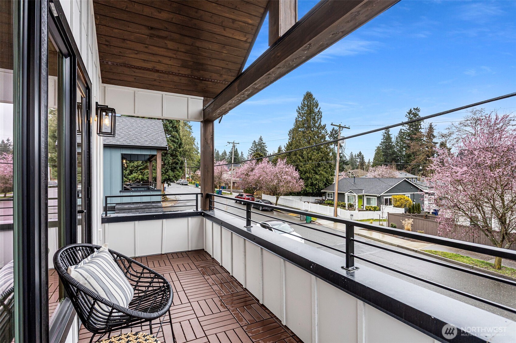 8108 126th Avenue NE #B, Kirkland, WA 98033