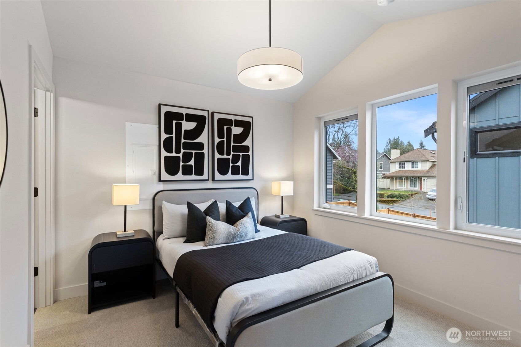 8108 126th Avenue NE #B, Kirkland, WA 98033