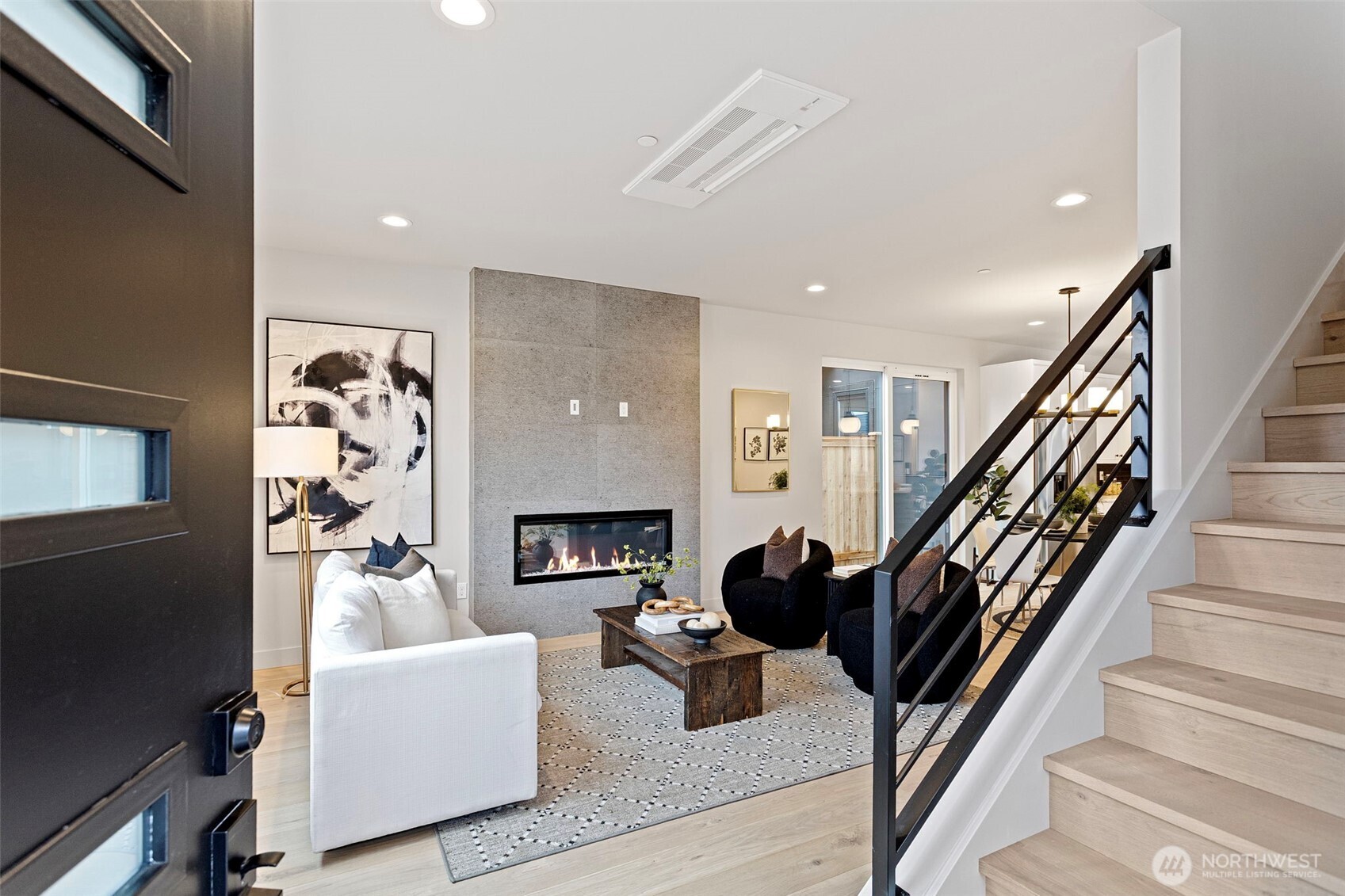 8108 126th Avenue NE #B, Kirkland, WA 98033