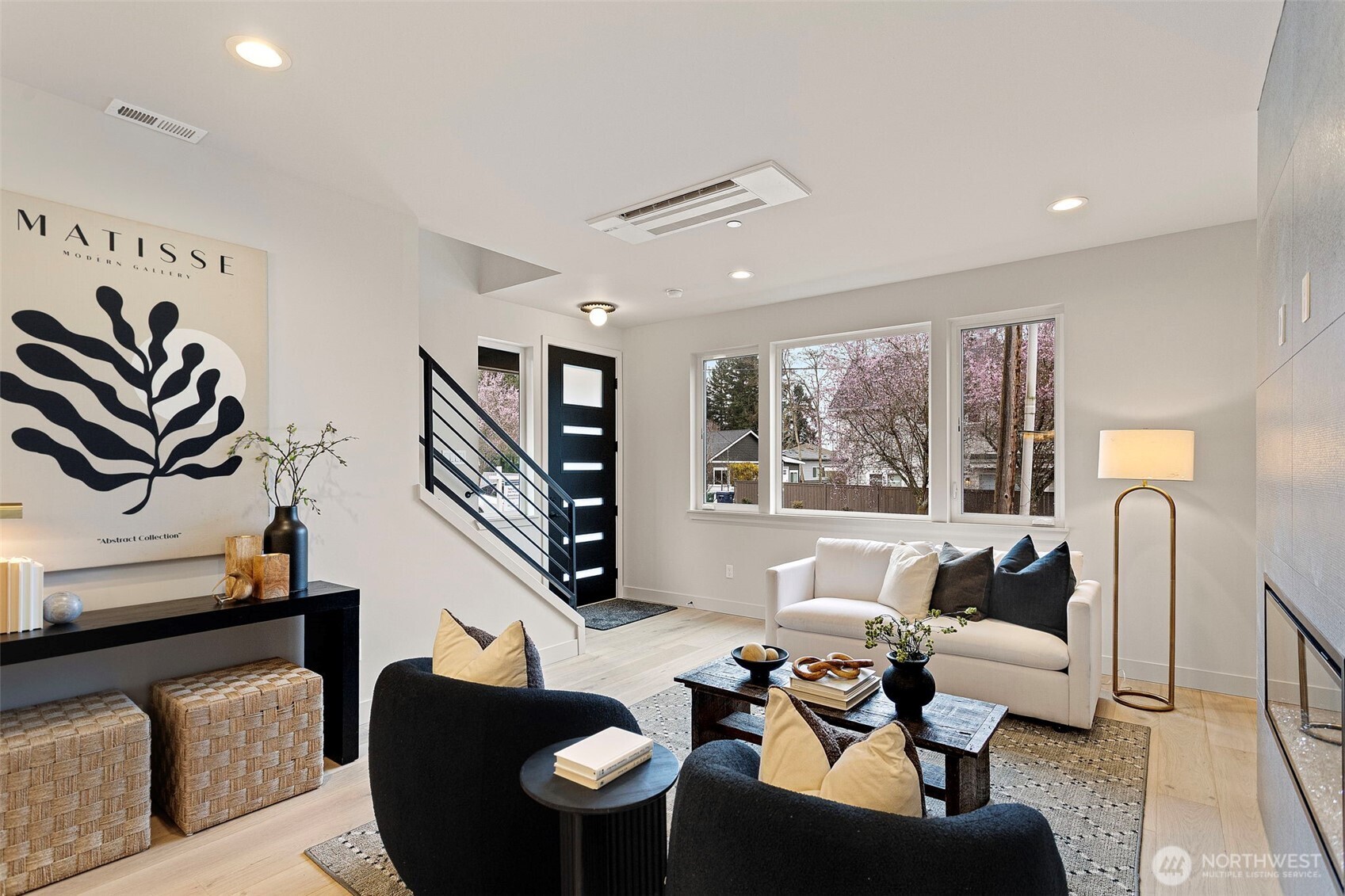 8108 126th Avenue NE #B, Kirkland, WA 98033