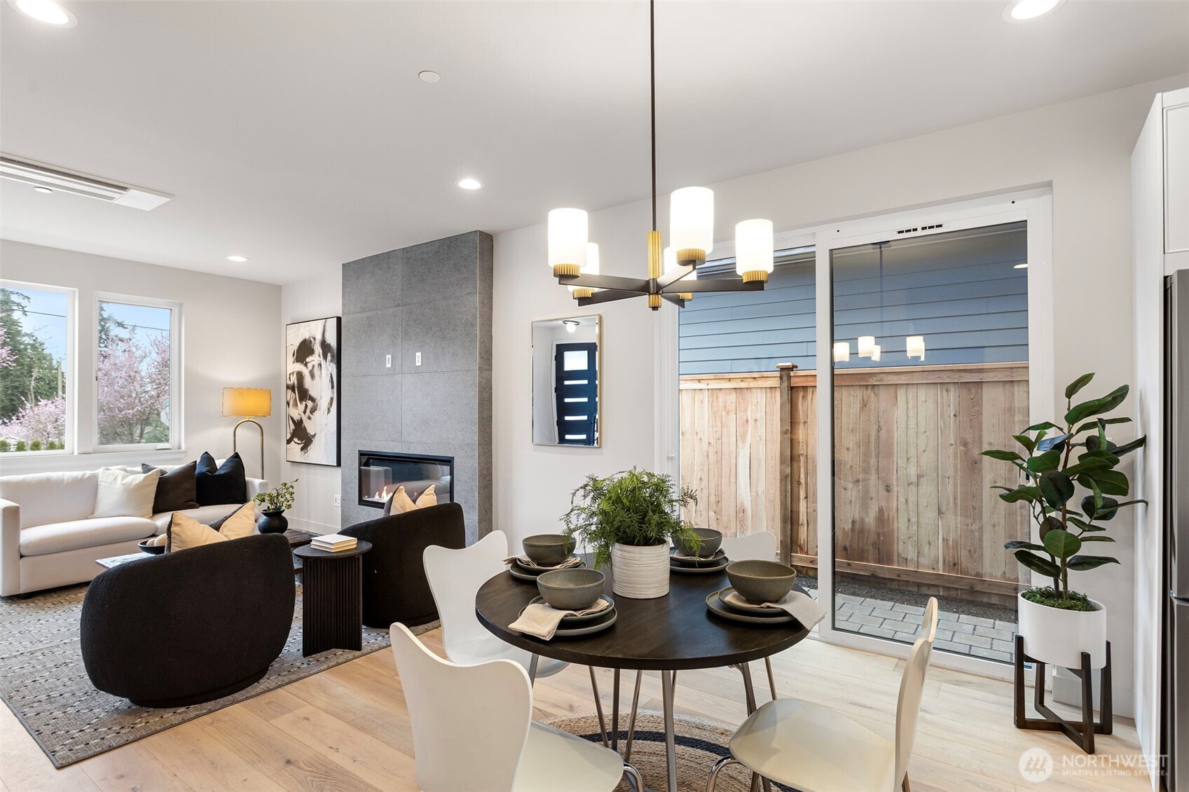 8108 126th Avenue NE #B, Kirkland, WA 98033