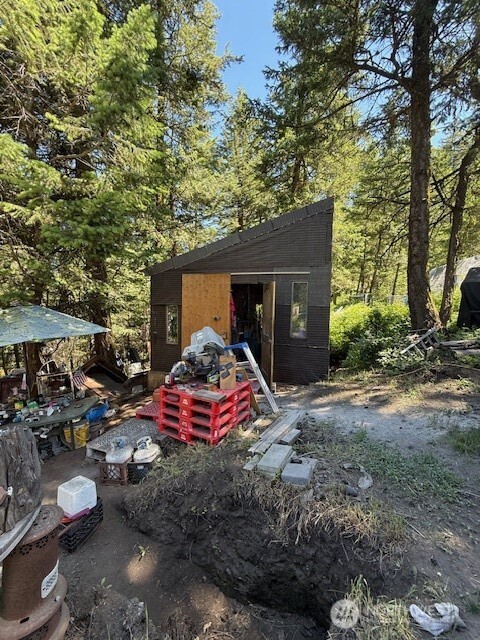 175 ELLEMEHAM RIDGE Road , Oroville, WA 98844