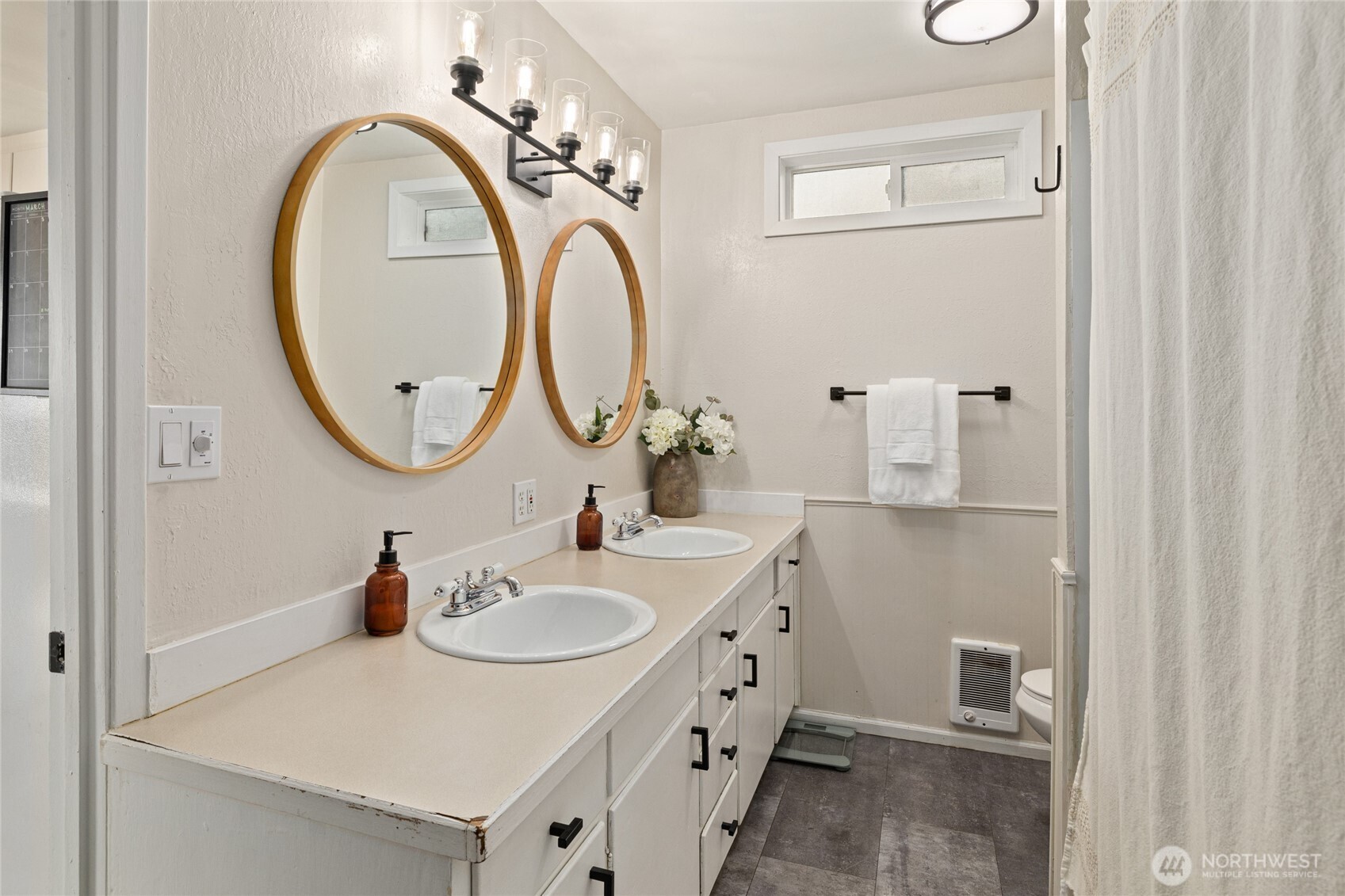 701 N Kittitas Street , Ellensburg, WA 98926